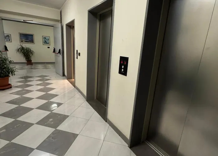 Lägenhet Torre Sole Fiumara Genua