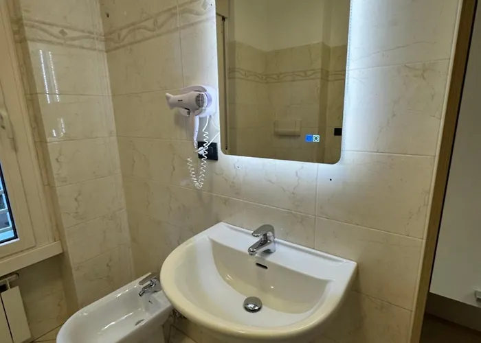 Torre Sole Fiumara Lägenhet *